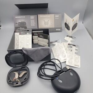 Oticon Real 2 miniRITE R Hearing Aids Set with Charger 1.0 Accessories Gold Pair